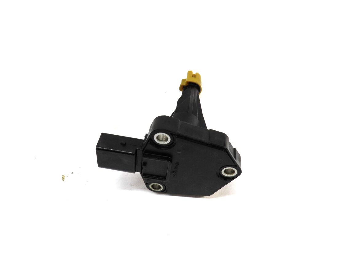 Thumbnail 2: 2015 BMW 428i (F32) 2.0L TURBO N20 ENGINE OIL LEVEL SENSOR 12618608779