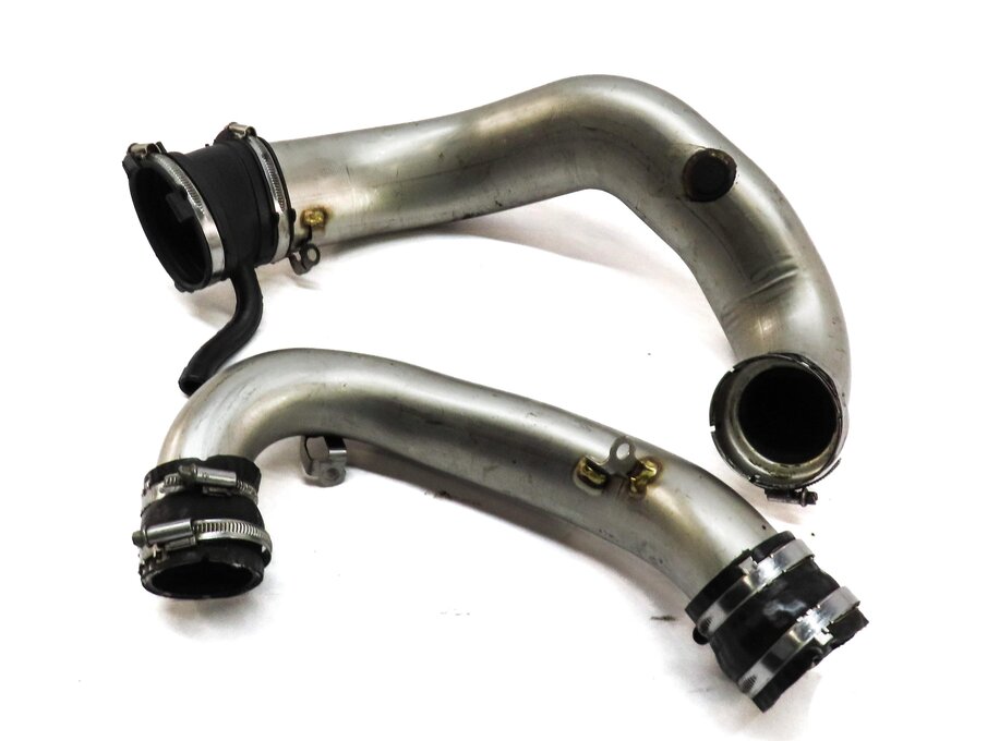 Thumbnail 1: 2014 MERCEDES GL450 (X166) 4.6L TURBO ENGINE LEFT AIR INTAKE PIPE SET 2