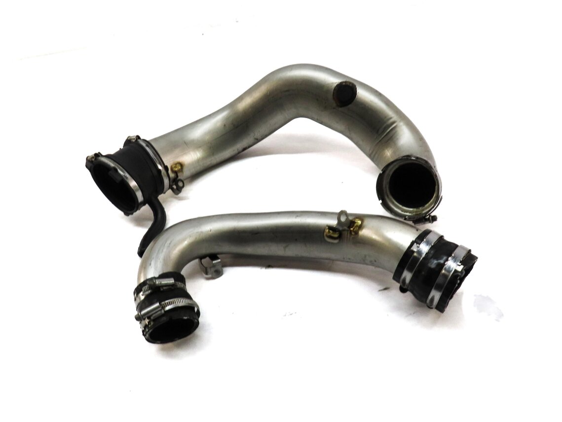 Thumbnail 2: 2014 MERCEDES GL450 (X166) 4.6L TURBO ENGINE LEFT AIR INTAKE PIPE SET 2