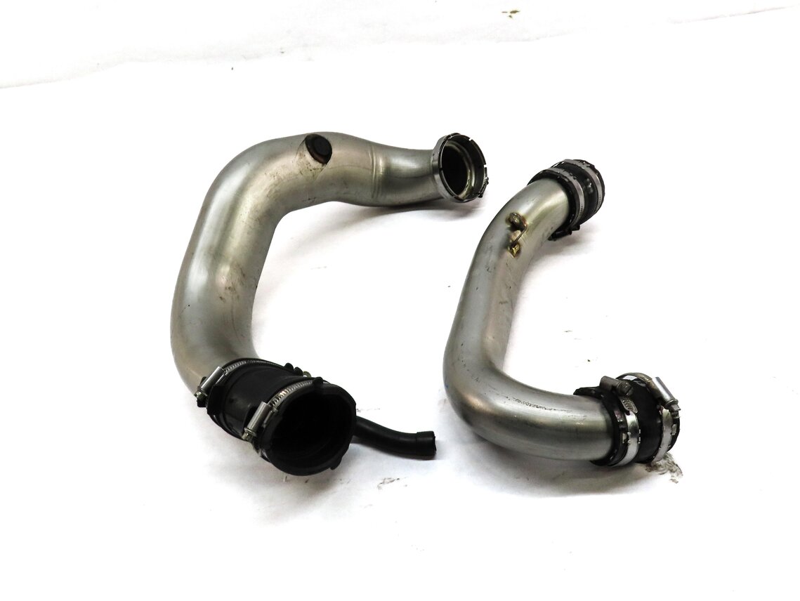 Thumbnail 3: 2014 MERCEDES GL450 (X166) 4.6L TURBO ENGINE LEFT AIR INTAKE PIPE SET 2