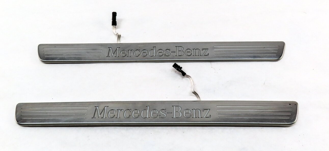 Thumbnail 2: 2014 MERCEDES GL450 X166 FRONT LEFT DRIVER RIGHT PASSENGER LIGHT DOOR SILL SET 2