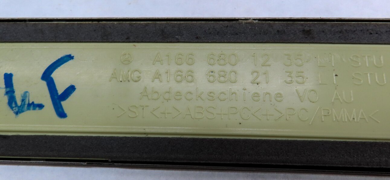 Thumbnail 4: 2014 MERCEDES GL450 X166 FRONT LEFT DRIVER RIGHT PASSENGER LIGHT DOOR SILL SET 2