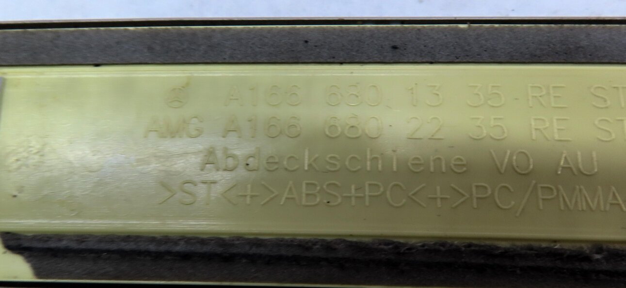 Thumbnail 5: 2014 MERCEDES GL450 X166 FRONT LEFT DRIVER RIGHT PASSENGER LIGHT DOOR SILL SET 2