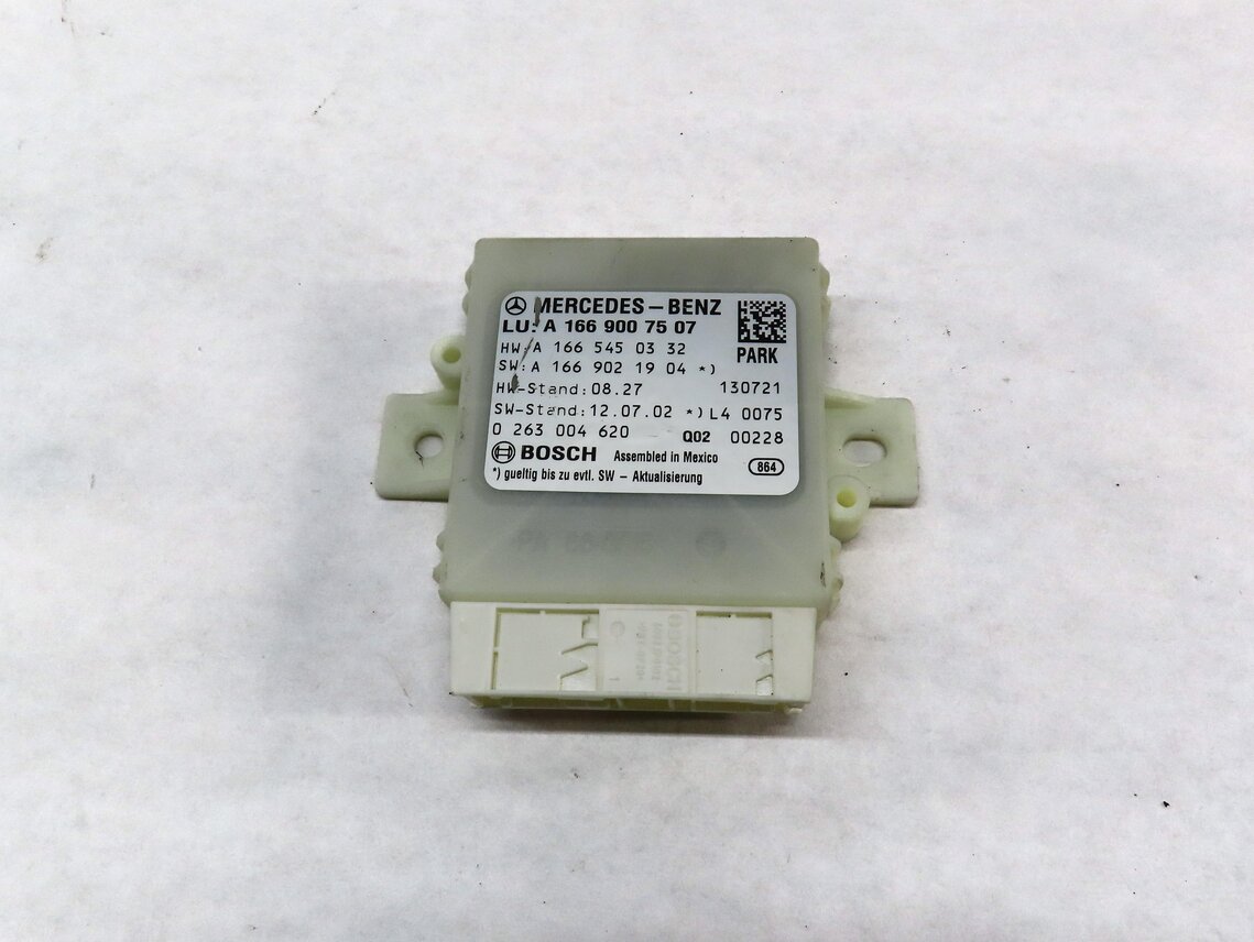 Thumbnail 2: 2013-2016 MERCEDES GL ML CLASS (W166 X166) PDC PARK ASSIST SENSOR CONTROL MODULE