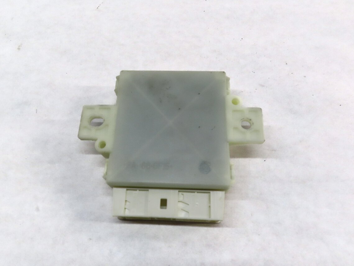 Thumbnail 4: 2013-2016 MERCEDES GL ML CLASS (W166 X166) PDC PARK ASSIST SENSOR CONTROL MODULE