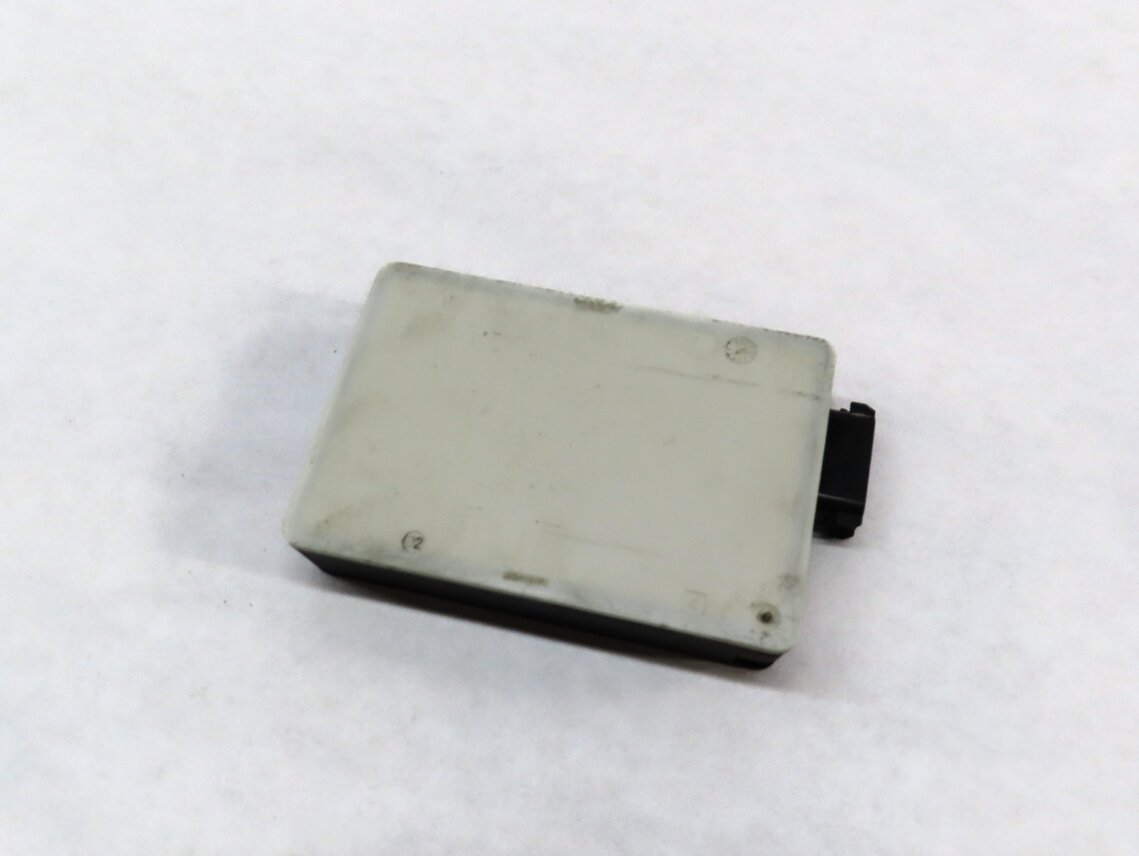 2014 MERCEDES GL350 GL450 GL550 GL63 CLS550 (C218 X166) BLIND SPOT RADAR MODULE