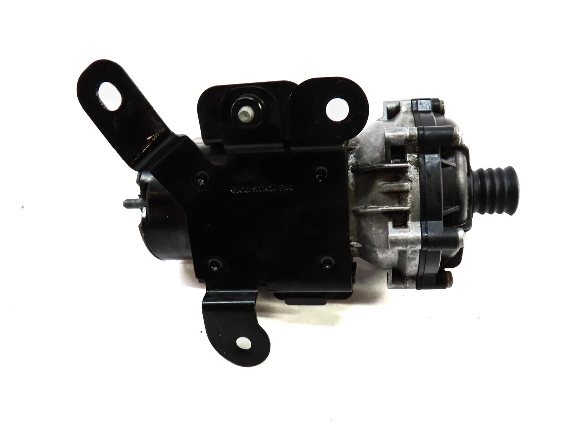 Thumbnail 4: 2014 MERCEDES GL450 (X166) 4.6L TURBO ENGINE AUXILIARY ELECTRIC WATER PUMP