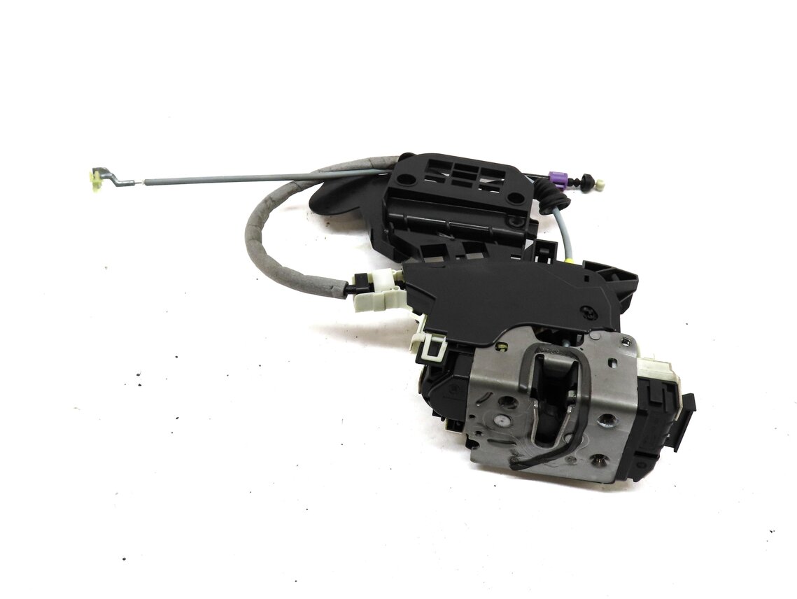 Thumbnail 3: 12-20 MERCEDES B GL GLC GLA ML (W166 W242 X166) RIGHT FRONT PASSENGER DOOR LATCH