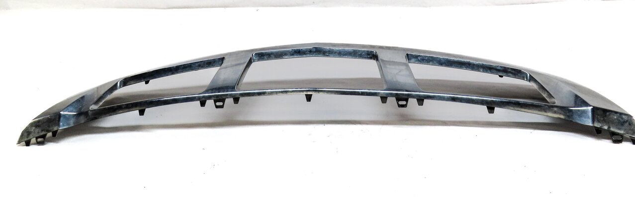 Thumbnail 4: 2014 MERCEDES GL450 (X166) FRONT LOWER BUMPER VALENCE TRIM PANEL (SILVER)