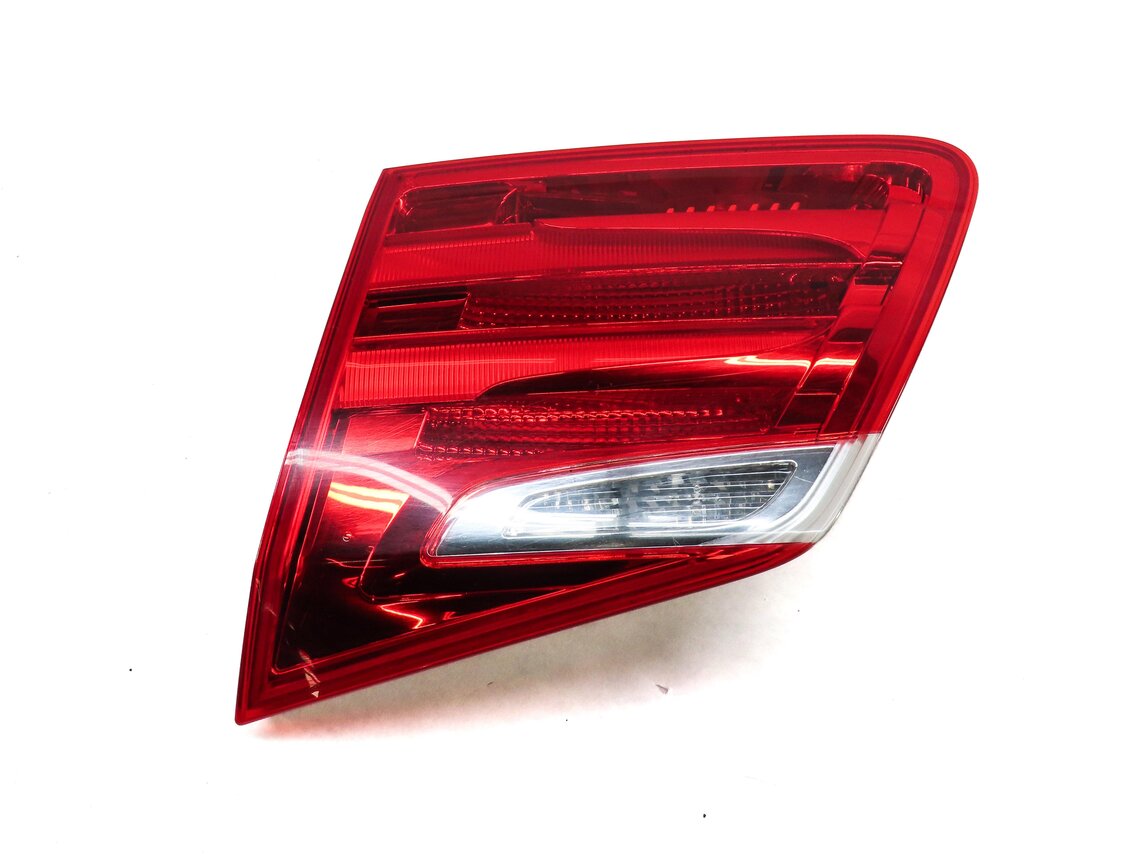 Thumbnail 4: 13-16 MERCEDES GL350 GL450 GL550 (X166) RIGHT REAR INNER TAILLIGHT LIGHT LAMP
