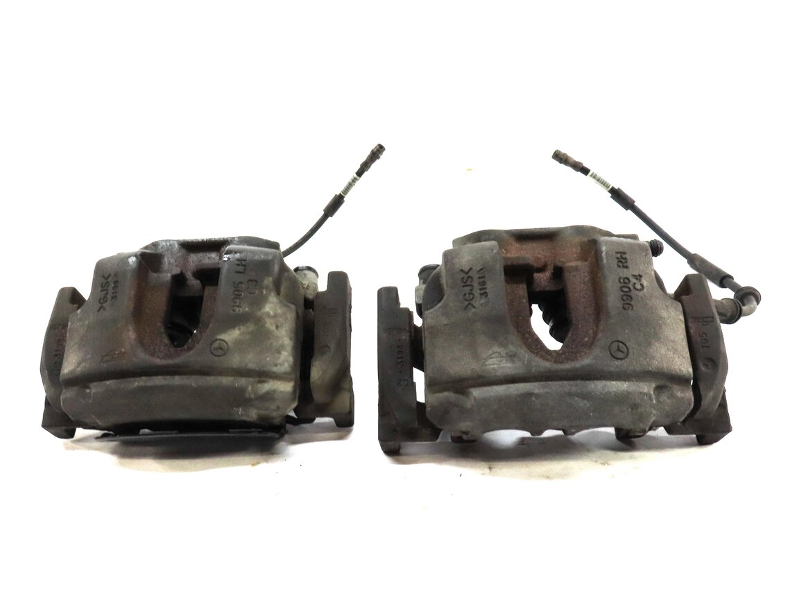 Thumbnail 2: 2012-2019 MERCEDES GL350 GL450 GLS350 ML350 (W166 X166) FRONT BRAKE CALIPER SET