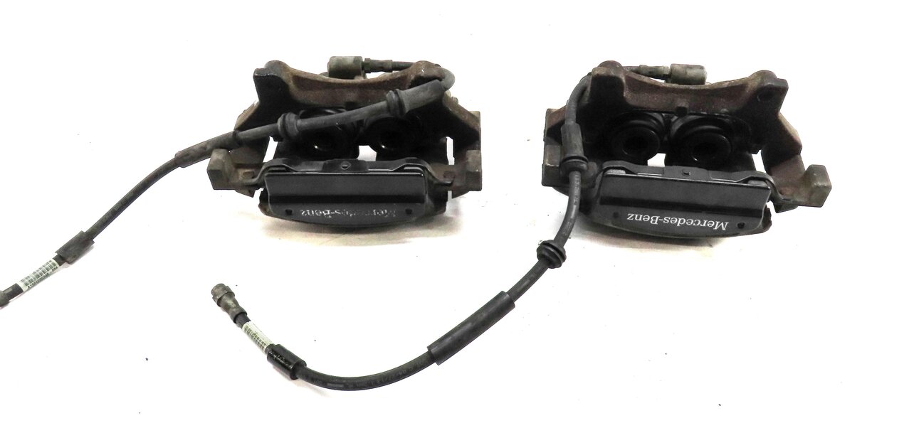 Thumbnail 4: 2012-2019 MERCEDES GL350 GL450 GLS350 ML350 (W166 X166) FRONT BRAKE CALIPER SET