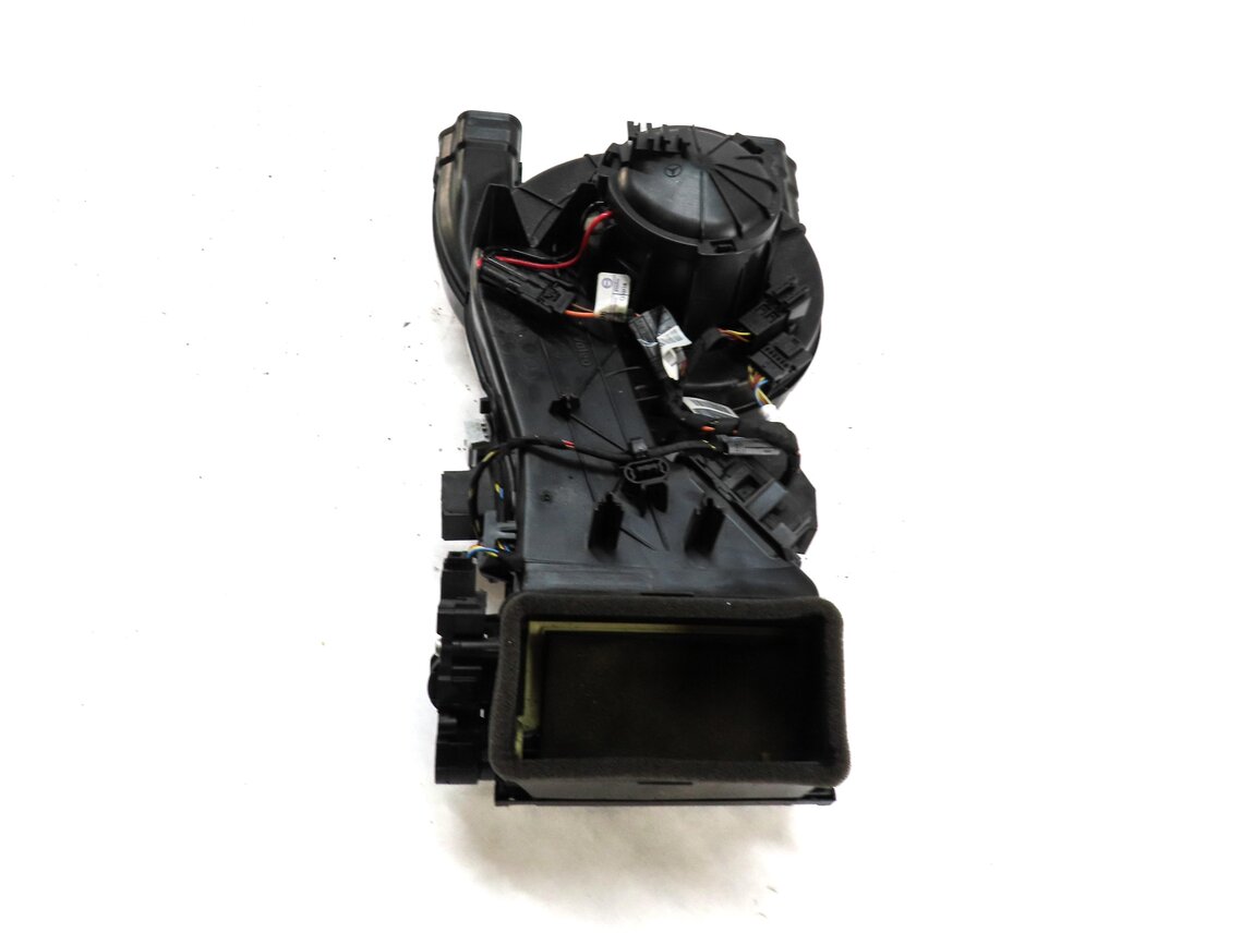 Thumbnail 2: 13-19 MERCEDES GL350 GL450 GL550 GLS350 GLS450 (W166 X166) REAR A/C BLOWER MOTOR