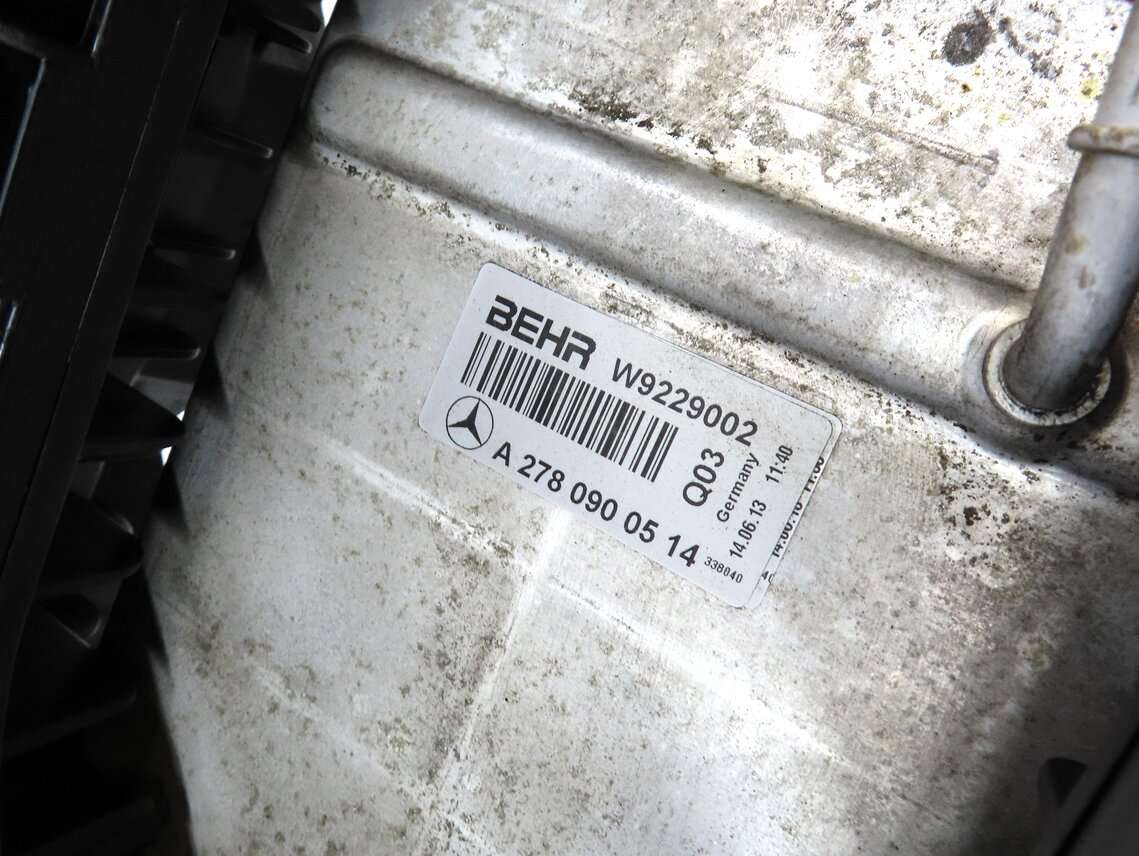 Thumbnail 7: 11-20 MERCEDES CL E G GL GLE GLS ML S SL CLS (W212 W166 X166) V8 INTAKE MANIFOLD