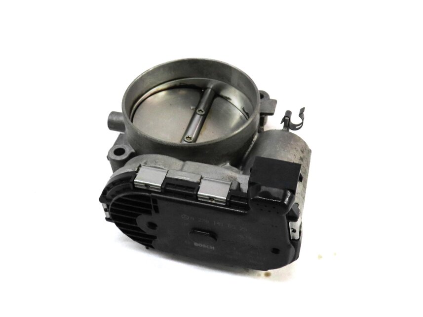 11-20 CL CLS E G GL GLE GLS ML S W207 W212 W166 X166 4.6L 5.5L THROTTLE BODY
