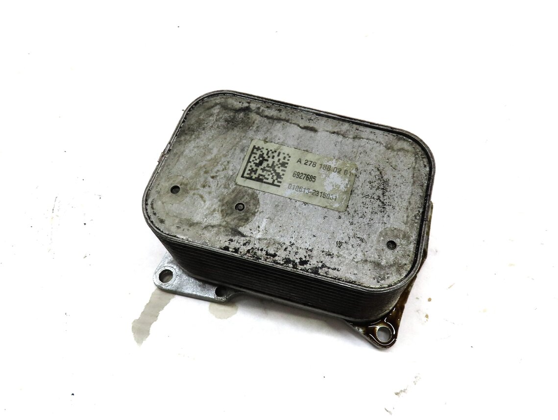 11-20 MERCEDES CL E GL ML S CLASS (W166 X166 C216) 4.6L TURBO ENGINE OIL COOLER