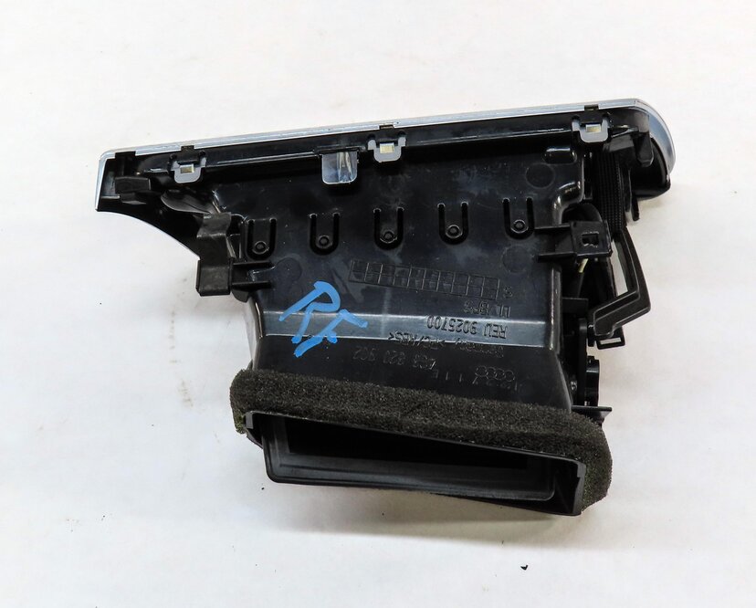 Thumbnail 3: 2012 AUDI A7 (C7 4G8) FRONT RIGHT PASSENGER DASH HVAC A/C HEATER AIR VENT BLACK