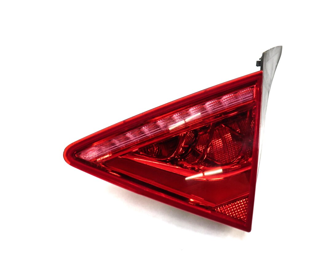 2012-2015 AUDI A7 S7 (C7 4G8) REAR RIGHT INNER TRUNK TAILLIGHT LIGHT LAMP (LED)