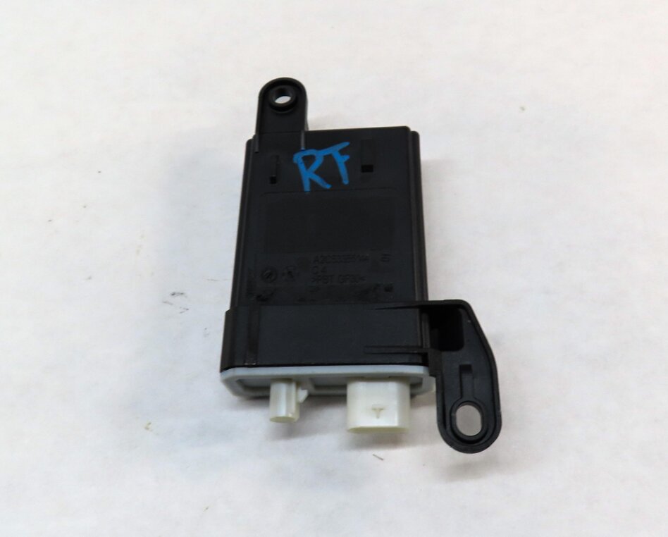 Thumbnail 3: 2012 AUDI A7 (C7 4G8) FRONT RIGHT SEAT OCCUPANT DETECTION SENSOR 5C6959339B