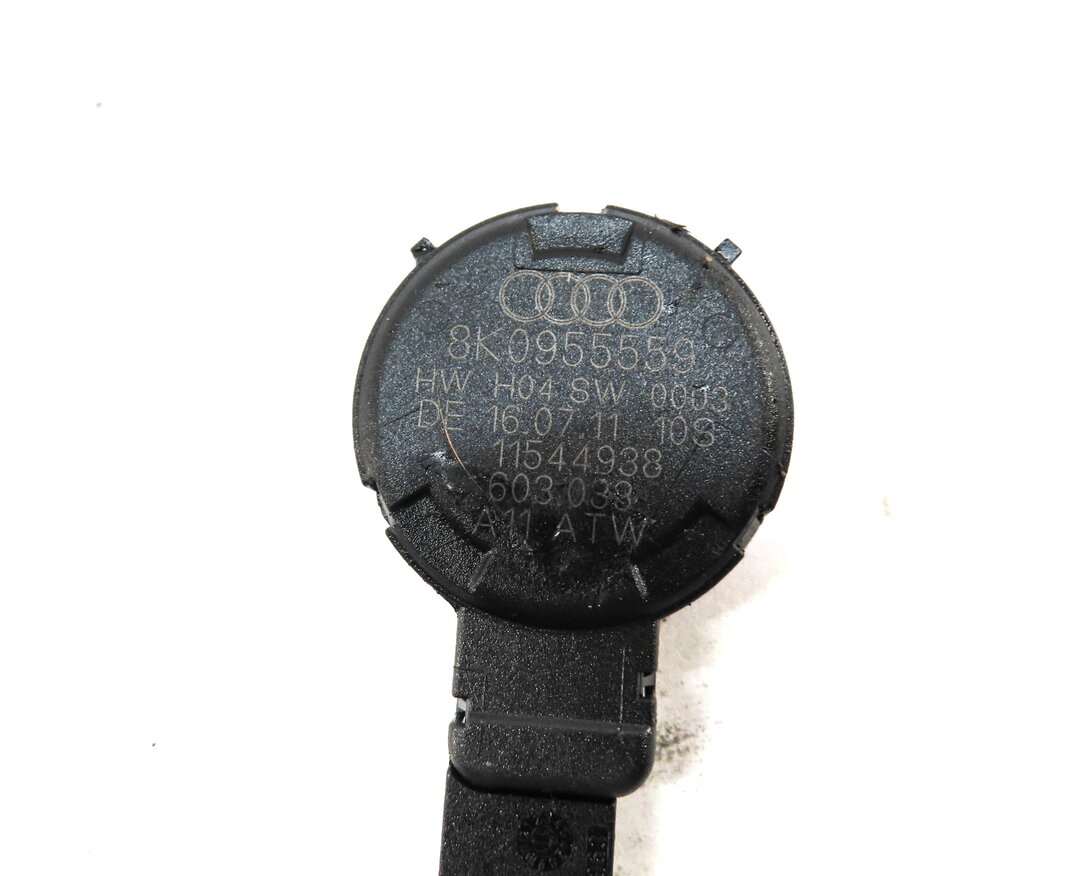 Thumbnail 4: 2012 AUDI A7 (C7 4G8) RAIN & LIGHT SENSOR UPPER FRONT WINDSHIELD 8K0955559