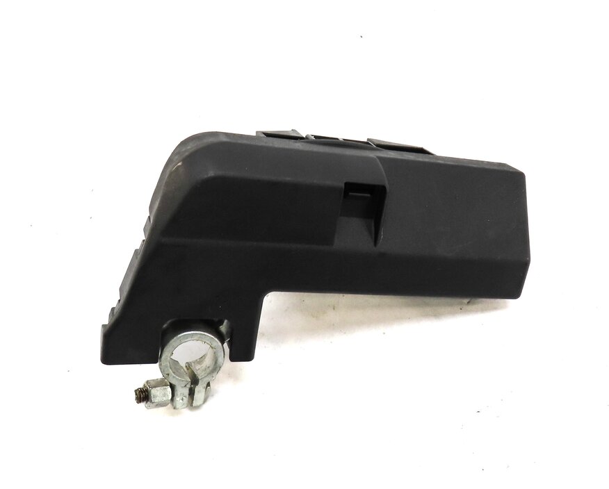 Thumbnail 2: 2012 AUDI A7 (C7 4G8) BATTERY OVERLOAD PROTECTION SWITCH 4F0915519