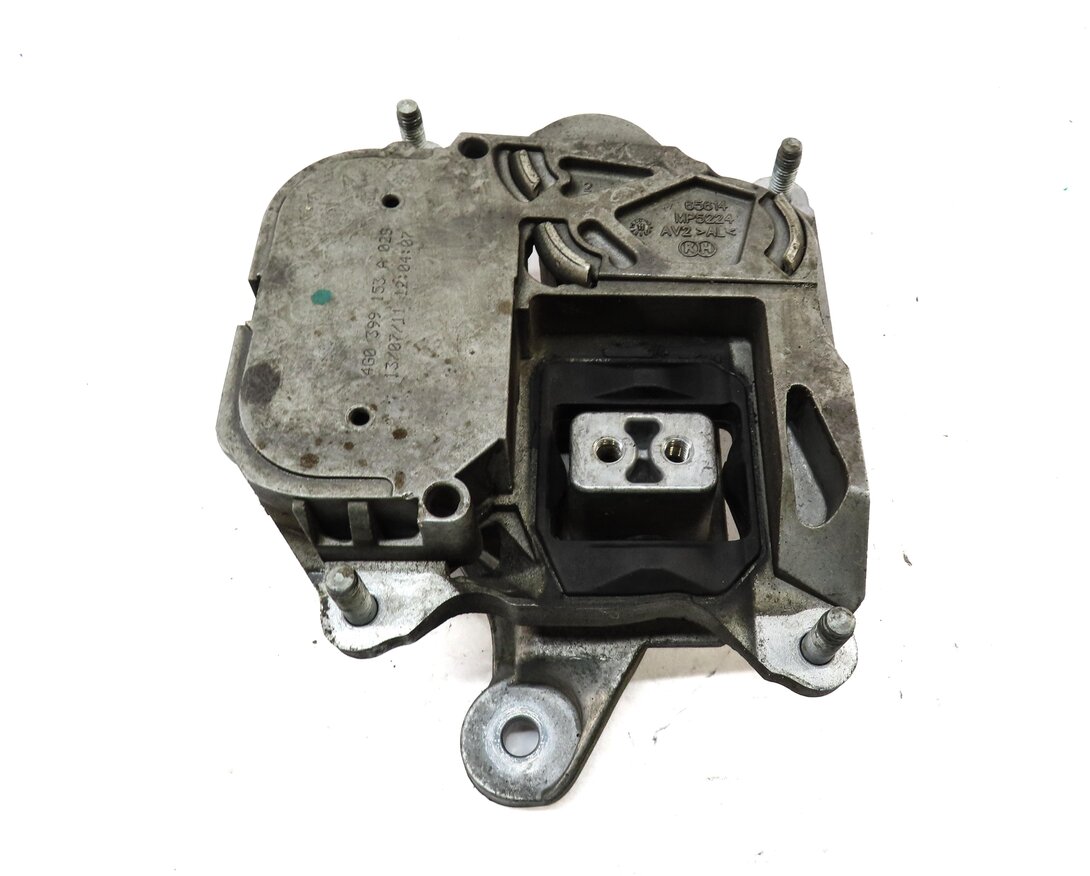 Thumbnail 4: 2012 AUDI A7 (C7 4G8) 3.0L SUPER CENTER TRANSMISSION MOUNT BRACKET 4G0399153A