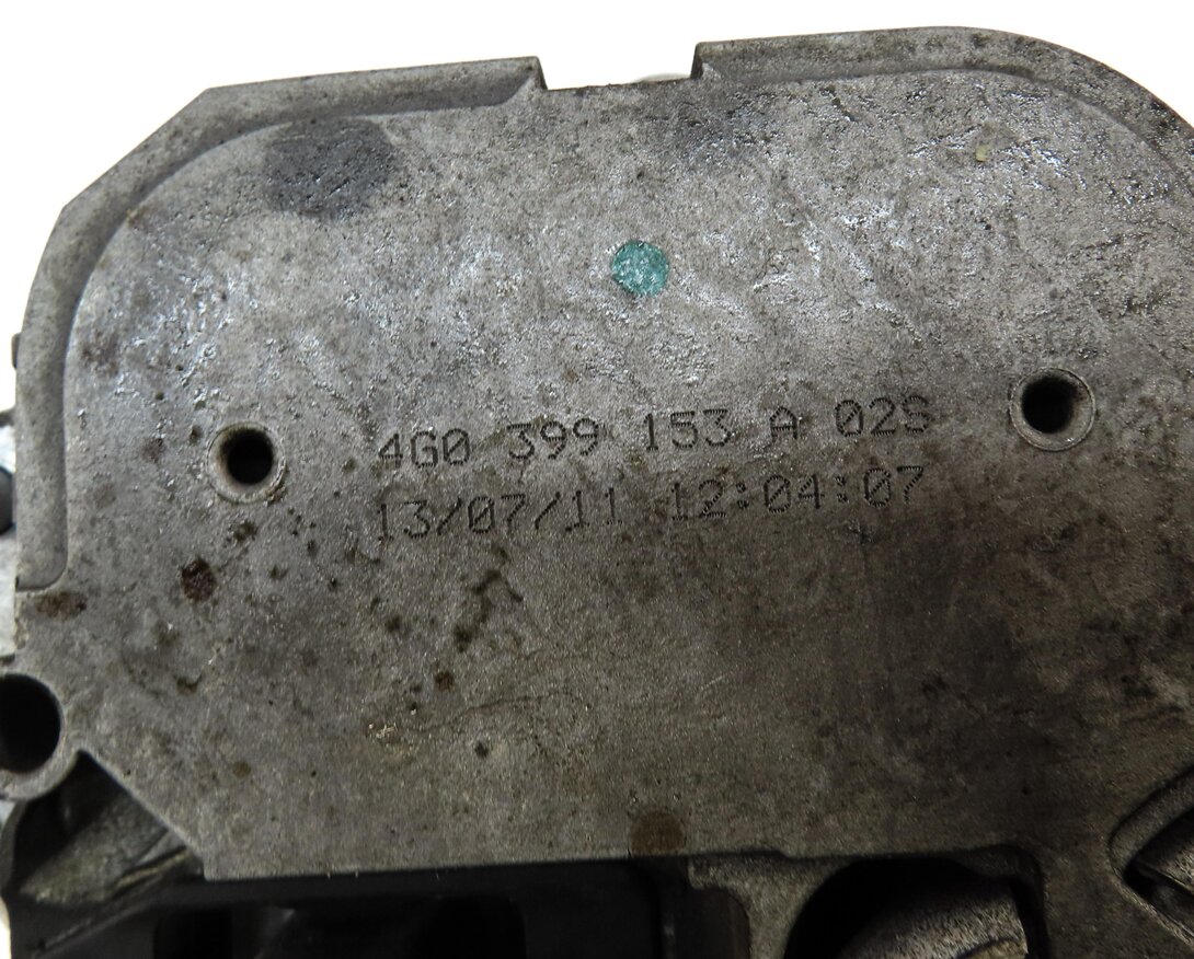 Thumbnail 7: 2012 AUDI A7 (C7 4G8) 3.0L SUPER CENTER TRANSMISSION MOUNT BRACKET 4G0399153A
