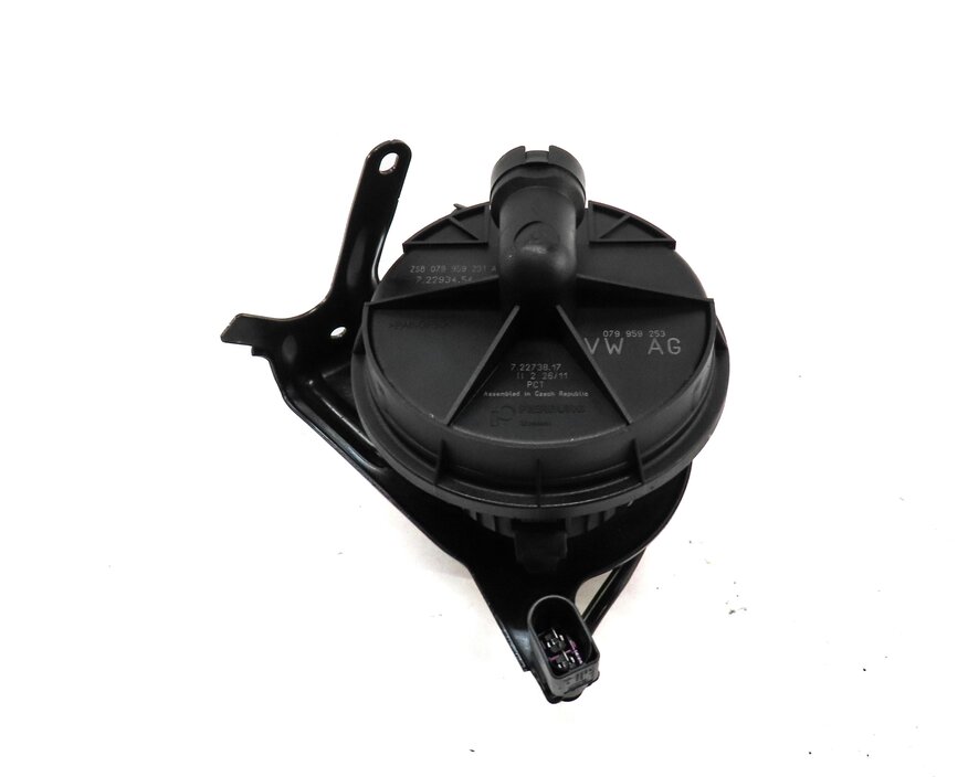Thumbnail 2: 2012 AUDI A7 (C7 4G8) 3.0L SUPER CGXB ENGINE SMOG AIR INJECTION PUMP 079959231A