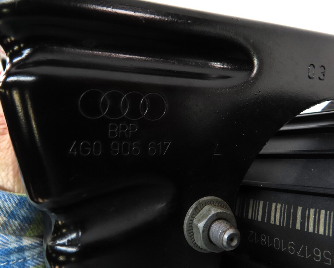 Thumbnail 6: 2012 AUDI A7 (C7 4G8) 3.0L SUPER CGXB ENGINE SMOG AIR INJECTION PUMP 079959231A