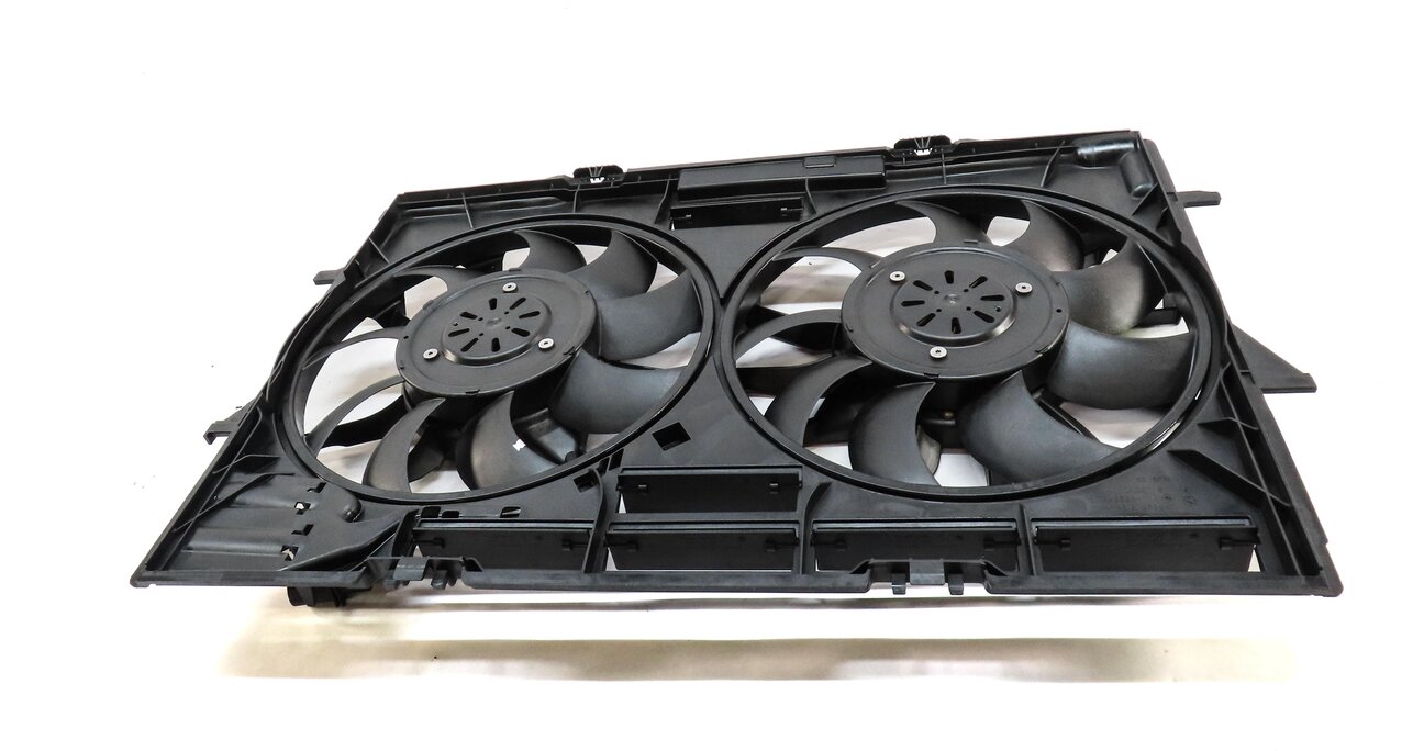 Thumbnail 2: 12-18 AUDI A6 A7 (C7) 3.0L SUPERCHARGED ENGINE - RADIATOR COOLING FAN w/ SHROUD