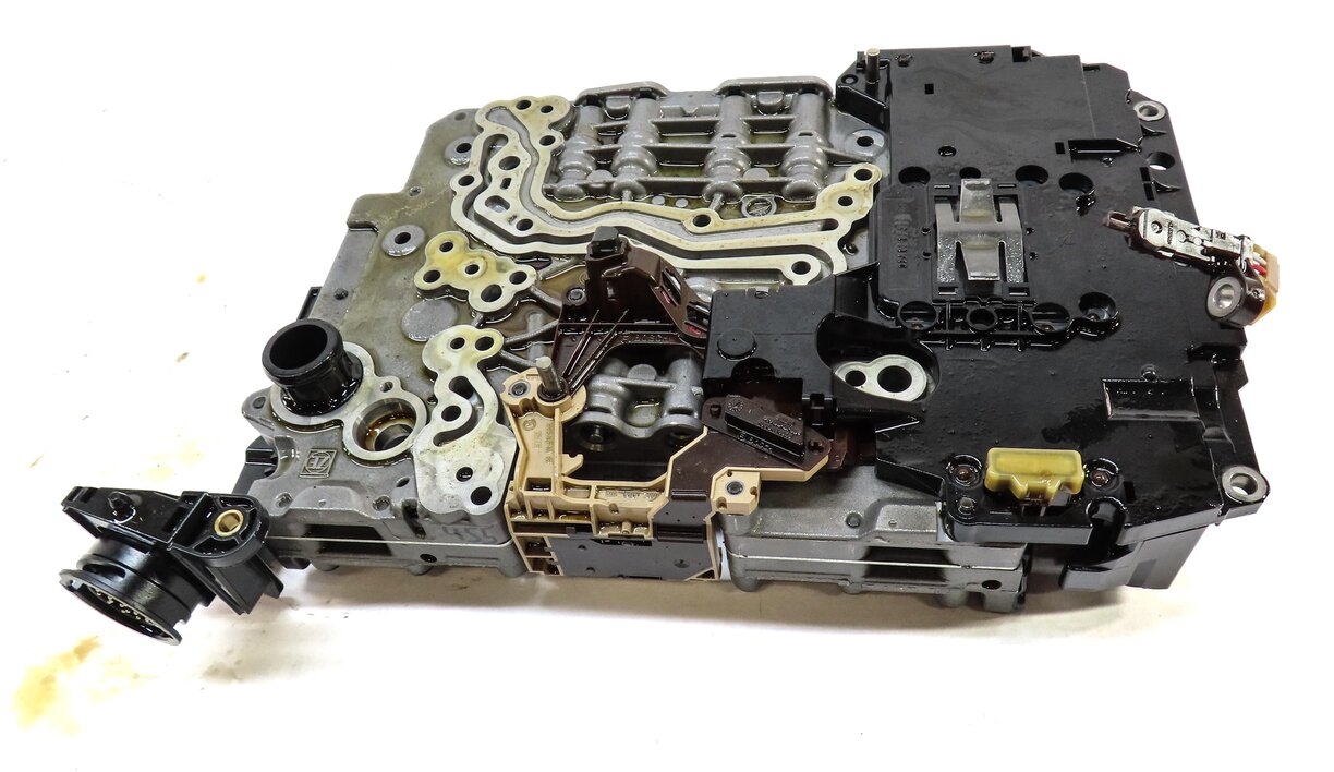 Thumbnail 2: 2012-2015 AUDI A6 A7 (C7 4G8) 3.0L SUPERCHARGED AWD AUTO TRANSMISSION VALVE BODY