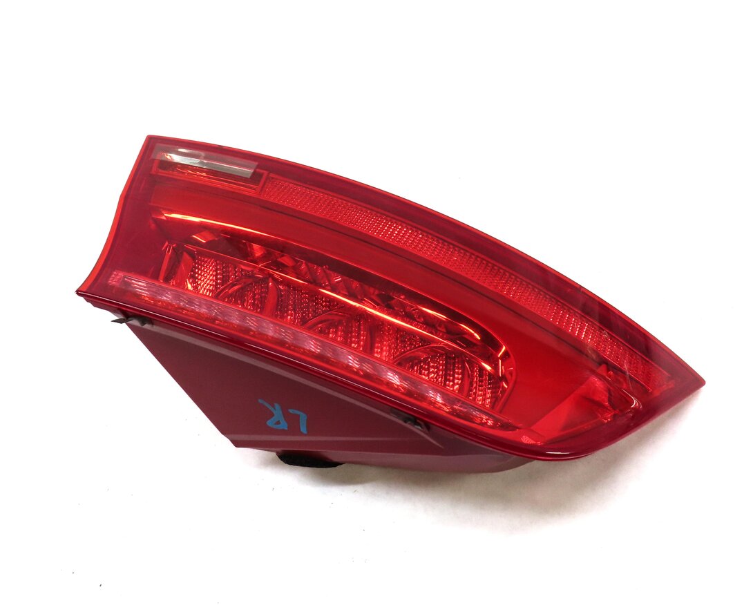 Thumbnail 4: 12-15 AUDI A7 S7 (C7 4G8) LEFT DRIVER REAR OUTER TAILLIGHT BRAKE LIGHT LAMP LED