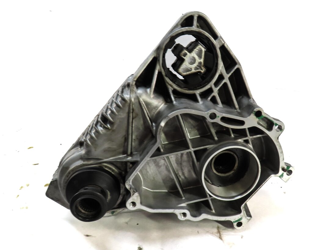 Thumbnail 4: 2011-2012 BMW X5 X6 (E70 E71) 4.4L TWIN TURBO V8 - ATC 450 FRONT TRANSFER CASE