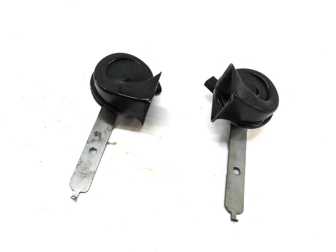Thumbnail 1: 2010-2014 BMW X5 X6 (E70 E71) HIGH & LOW TONE SAFETY HORN SET-2
