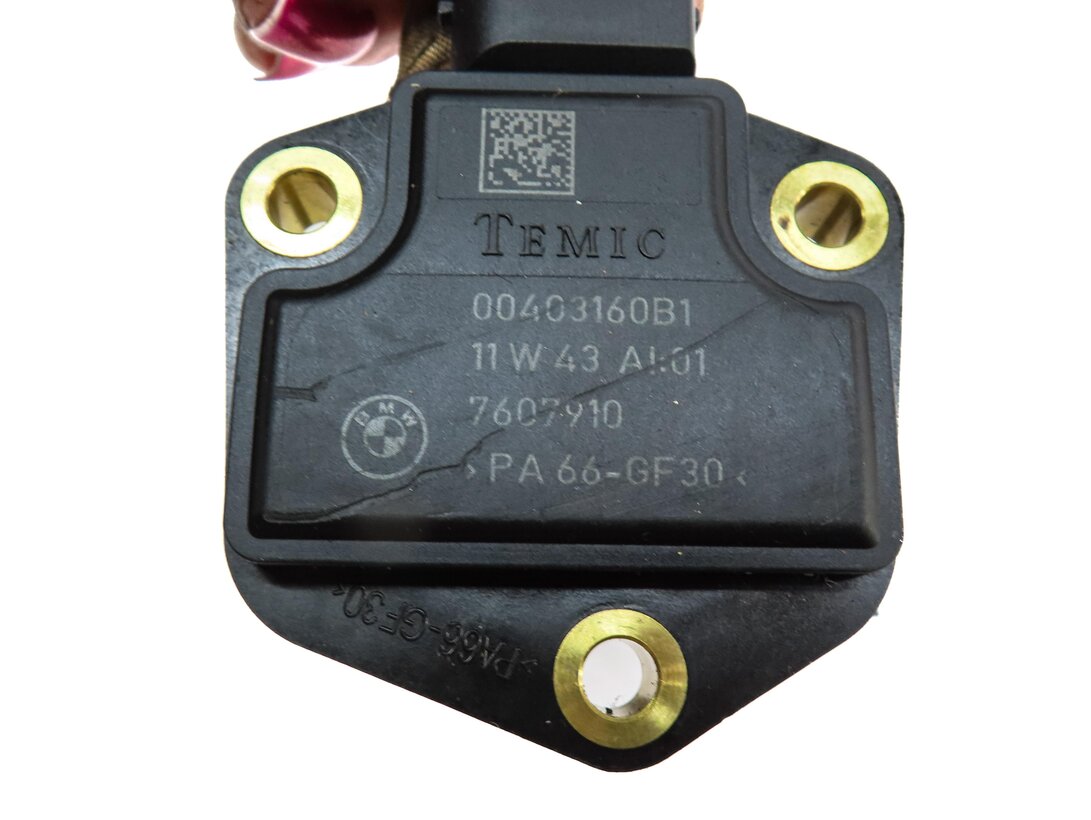 Thumbnail 4: 2012 BMW X5 (E70) 4.4L TURBO N63 ENGINE OIL LEVEL SENSOR 7607910