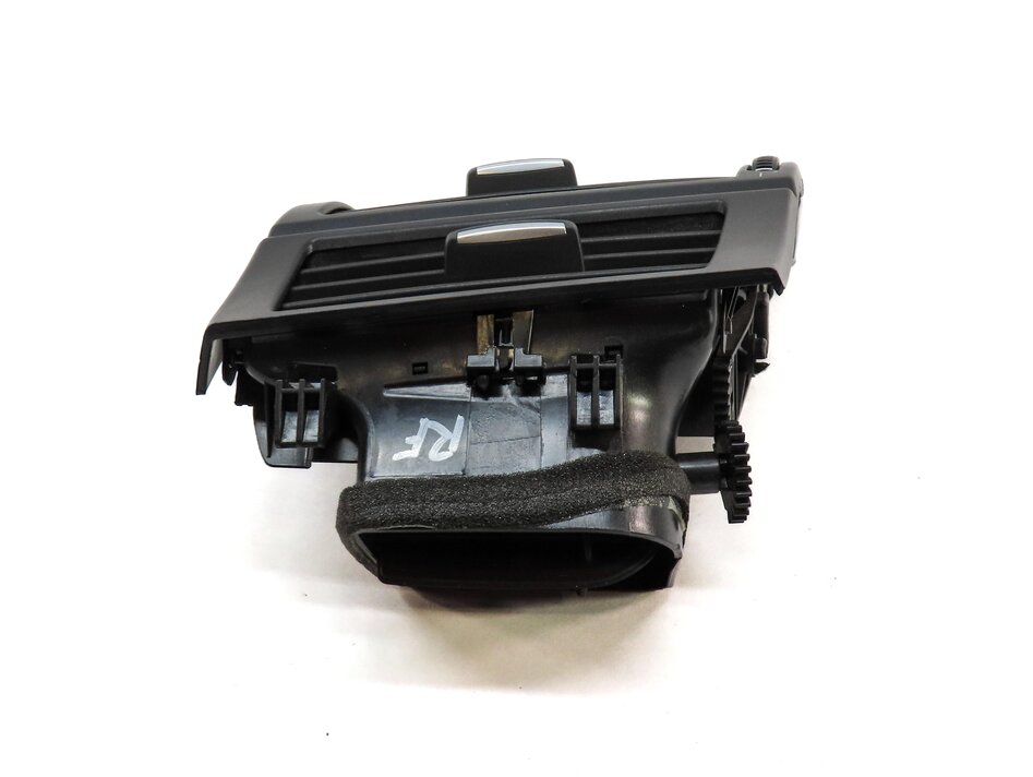 Thumbnail 3: 2012 BMW X5 (E70) FRONT RIGHT PASSENGER OUTER HVAC A/C HEATER AIR VENT 9227768
