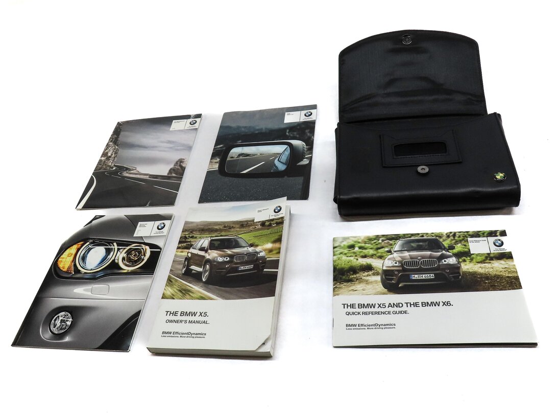 Thumbnail 2: 2012 BMW X5 (E70) OWNERS MANUAL BOOKLET SET 5 w/ CARRYING CASE