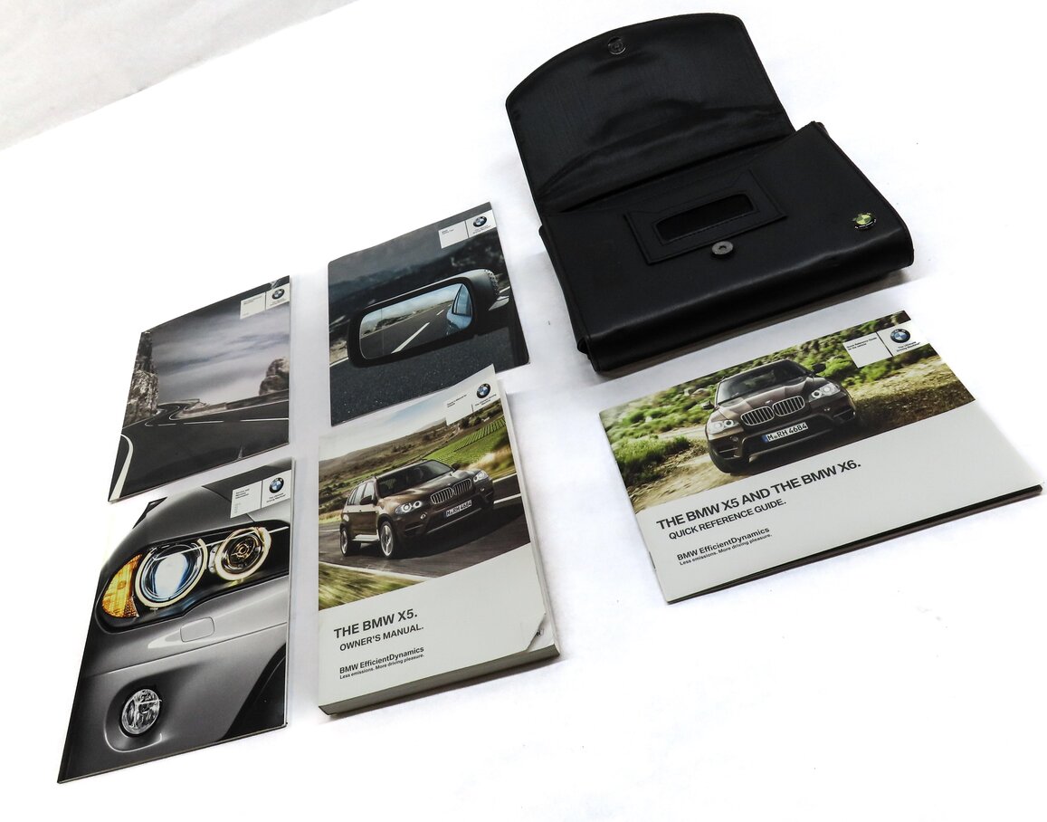 Thumbnail 3: 2012 BMW X5 (E70) OWNERS MANUAL BOOKLET SET 5 w/ CARRYING CASE