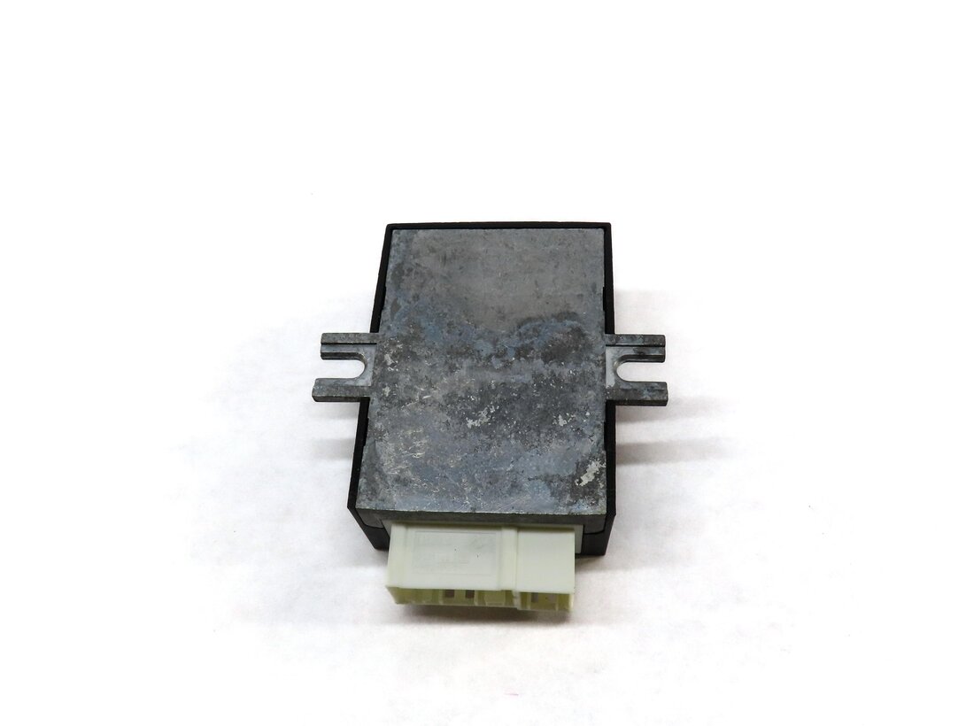 Thumbnail 4: 2008-2014 BMW X5 X5M X6 X6M (E70 E71 E72) 4.4L ENGINE - FUEL PUMP CONTROL MODULE