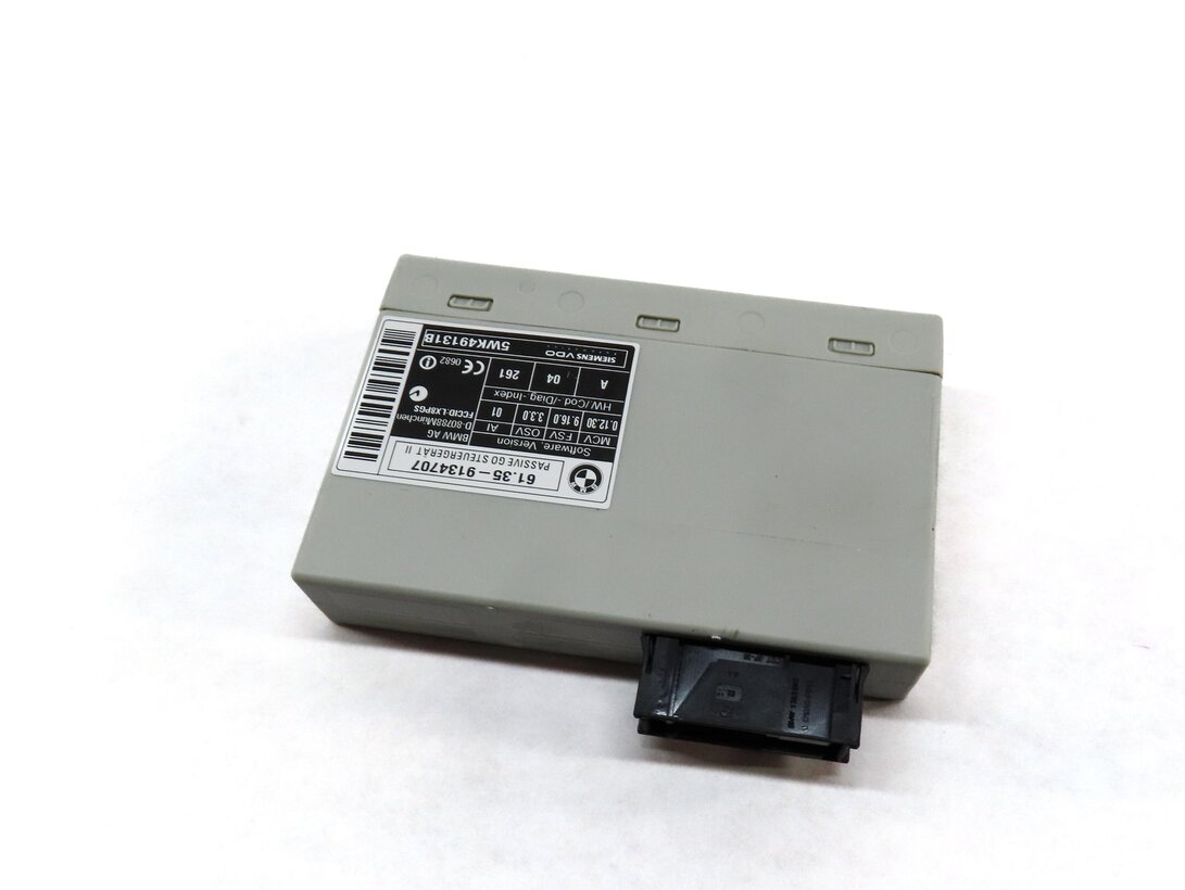 Thumbnail 1: 07-14 BMW 5 X5 X6M SERIES (E60 E70 E71) KEYLESS ENTRY PASSIVE GO CONTROL MODULE