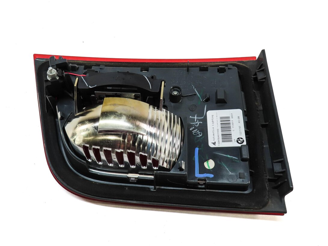 Thumbnail 4: 11-13 BMW X5 X5M (E70) LEFT DRIVER INNER TAILLIGHT LIGHT LAMP (INCANDESCENT)