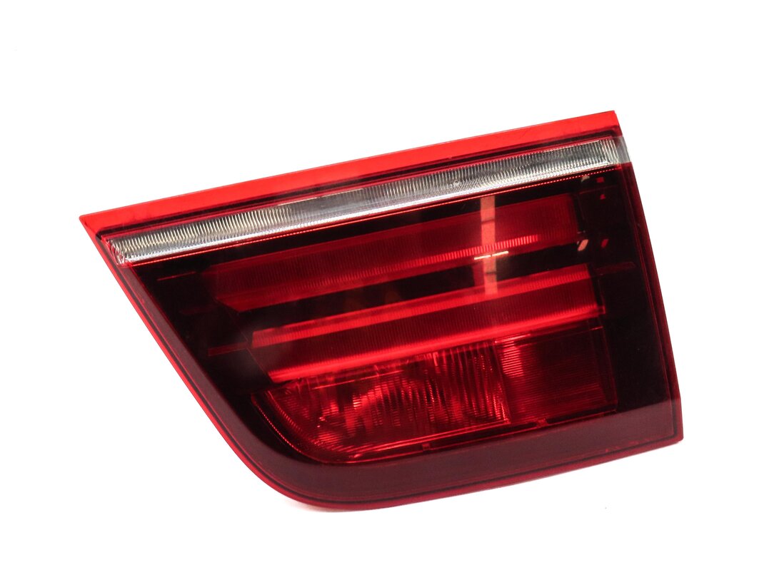 Thumbnail 1: 11-13 BMW X5 X5M (E70) RIGHT PASSENGER INNER TAILLIGHT LIGHT LAMP (INCANDESCENT)