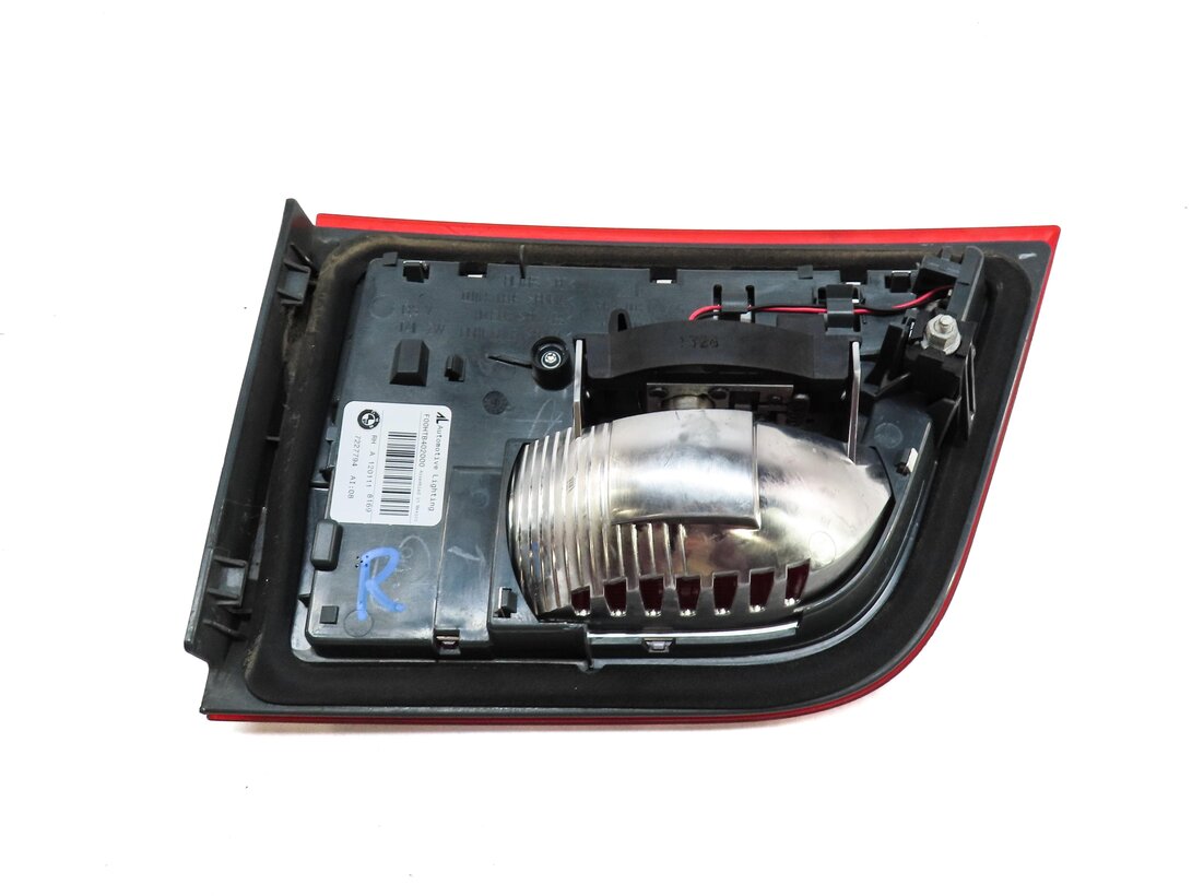 Thumbnail 4: 11-13 BMW X5 X5M (E70) RIGHT PASSENGER INNER TAILLIGHT LIGHT LAMP (INCANDESCENT)