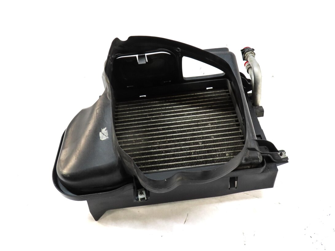 2012 BMW X5 (E70) 4.4L TURBO N63 ENGINE OIL COOLER RADIATOR 51747222870