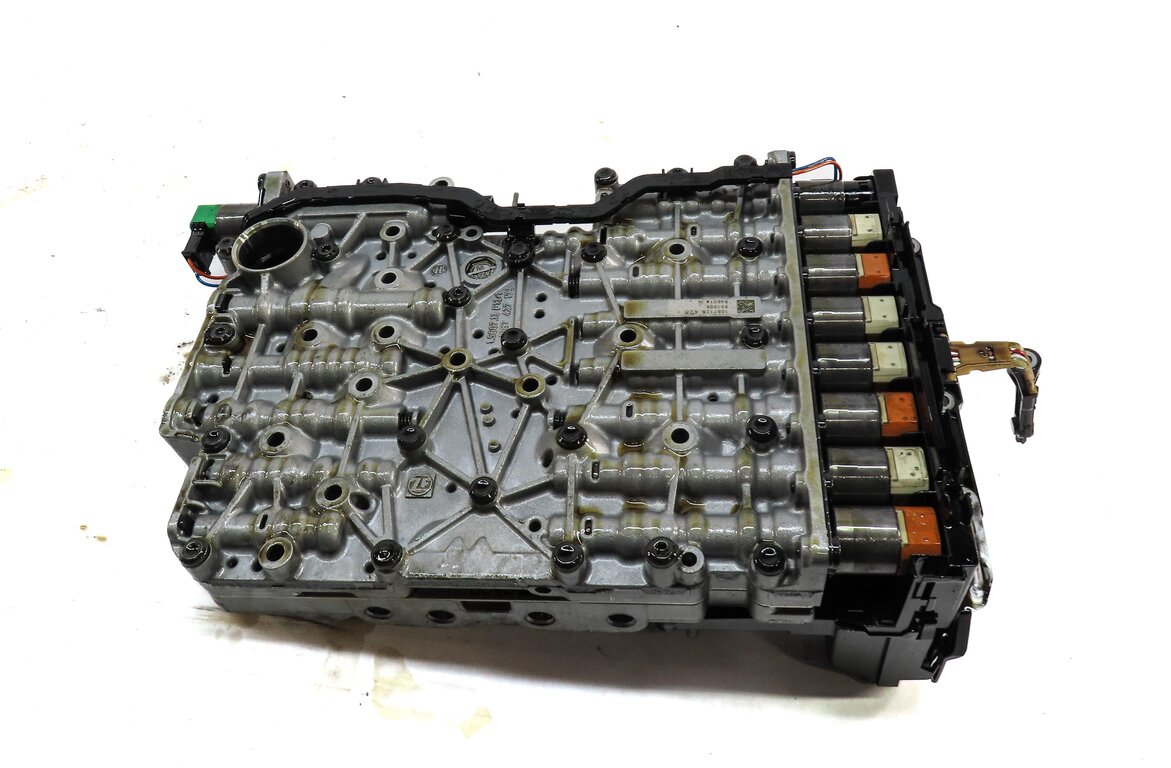 Thumbnail 4: 11-14 BMW X5 X6 (E70 E71) 4.4TT 8HP-70X AUTOMATIC TRANSMISSION AUTO VALVE BODY