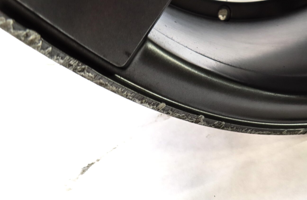 Thumbnail 19: VOSSEN 20" 20x10.5 CV3R CONCAVE GRAPHITE 5x112 30mm ALUMINUM WHEEL RIM SET (AWD)