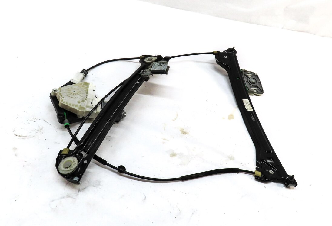 Thumbnail 2: 2013 AUDI S5 (B8 8T) FRONT LEFT DRIVER WINDOW REGULATOR w/ MOTOR