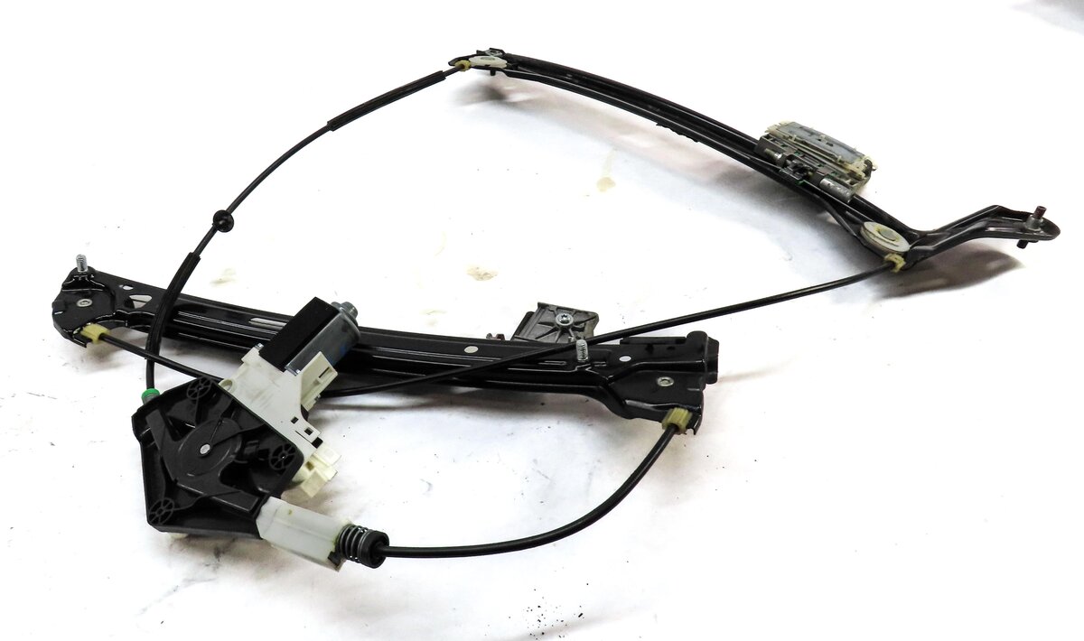 Thumbnail 5: 2013 AUDI S5 (B8 8T) FRONT LEFT DRIVER WINDOW REGULATOR w/ MOTOR