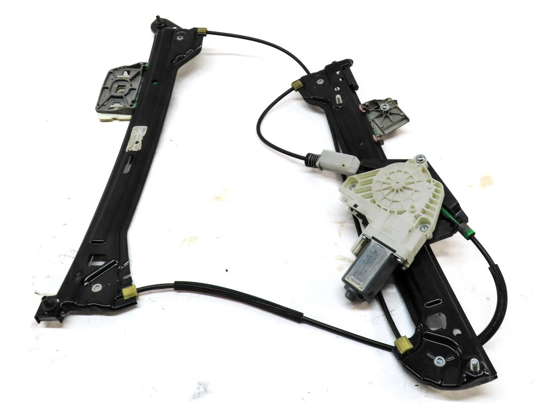 Thumbnail 3: 2013 AUDI S5 (B8 8T) FRONT RIGHT PASSENGER WINDOW REGULATOR w/ MOTOR