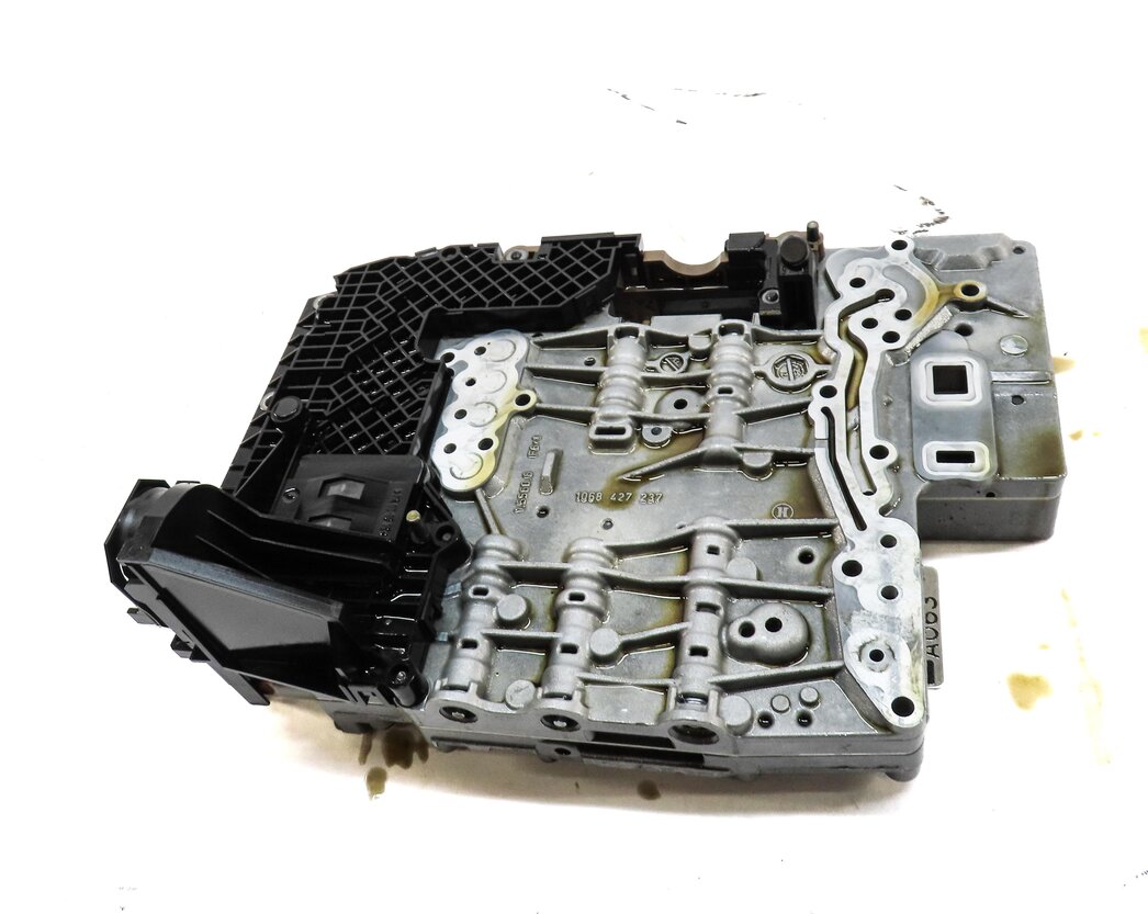 Thumbnail 3: 11-15 BMW 335i X1 (E84) 3.0L N55 AWD 6 SPEED 6HP19 AUTO TRANSMISSION VALVE BODY